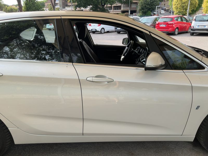 BMW 2er 225xe Active Tourer Luxury Line 2019 – снимка 10