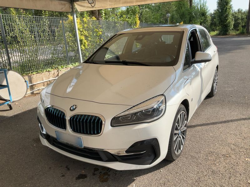 BMW 2er 225xe Active Tourer Luxury Line 2019 – снимка 1