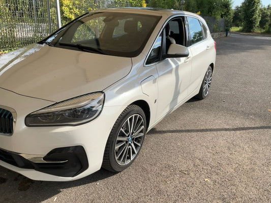 BMW 2er 225xe Active Tourer Luxury Line 2019 – снимка 2