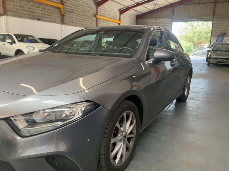 Mercedes-Benz A-Klasse A 200 2018 – снимка 2