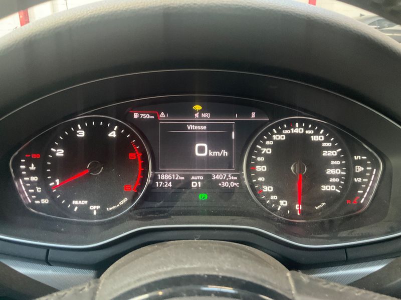 Audi A4 2.0 TDI quattro Sport 2016 – снимка 18