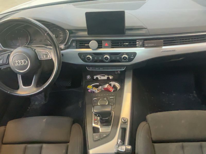 Audi A4 2.0 TDI quattro Sport 2016 – снимка 17