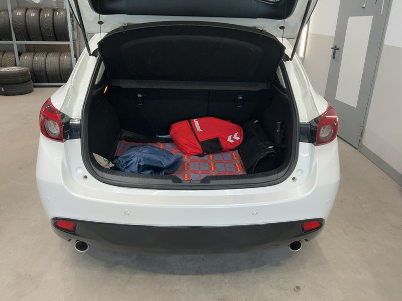 Mazda 3 2.0 Urban Limited 2016 – снимка 15
