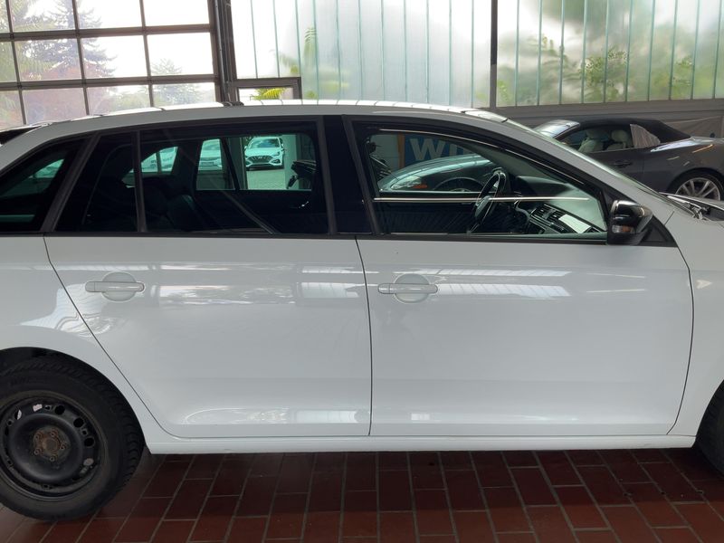 Skoda Rapid Spaceback 1.2 TSI Emotion Plus 2015 – снимка 10