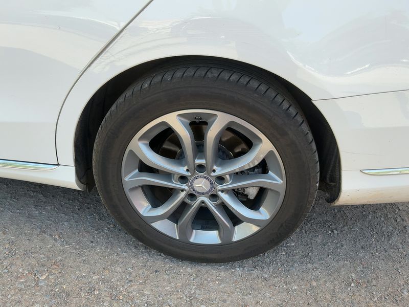Mercedes-Benz C-Klasse C 220 d BlueTEC Avantgarde 2015 – снимка 18
