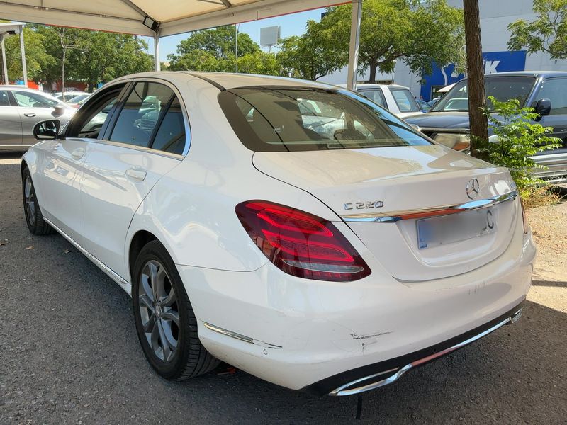 Mercedes-Benz C-Klasse C 220 d BlueTEC Avantgarde 2015 – снимка 3