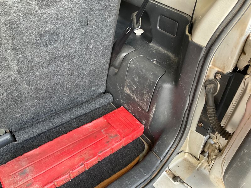 Suzuki Jimny 1.3 NPJ 2009 – снимка 38