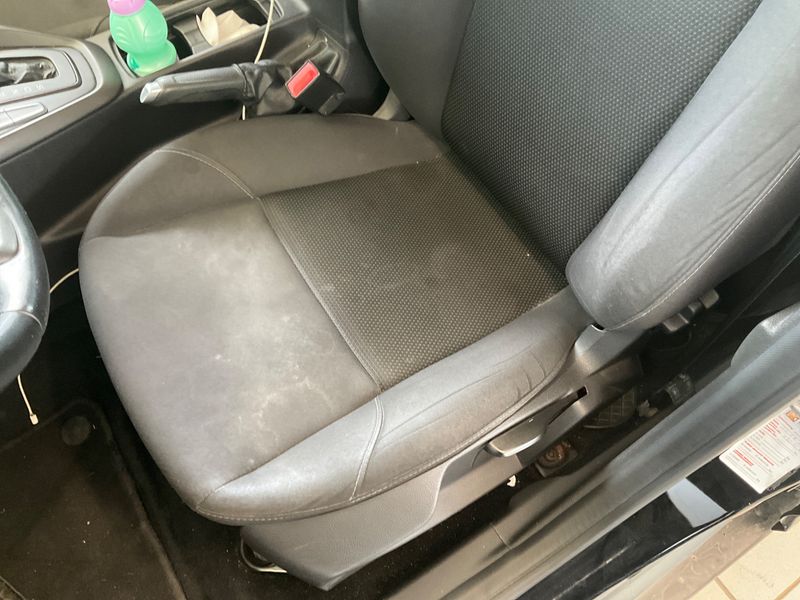 Ford Focus 1.5 TDCi Business 2016 – снимка 33