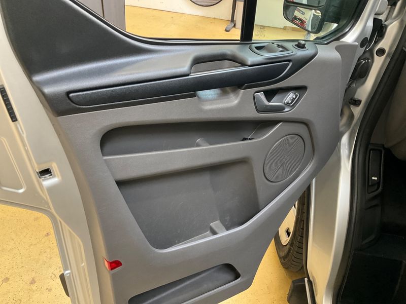 Ford Transit Custom 2.0 TDCi 300 L1 Trend 2023 – снимка 26