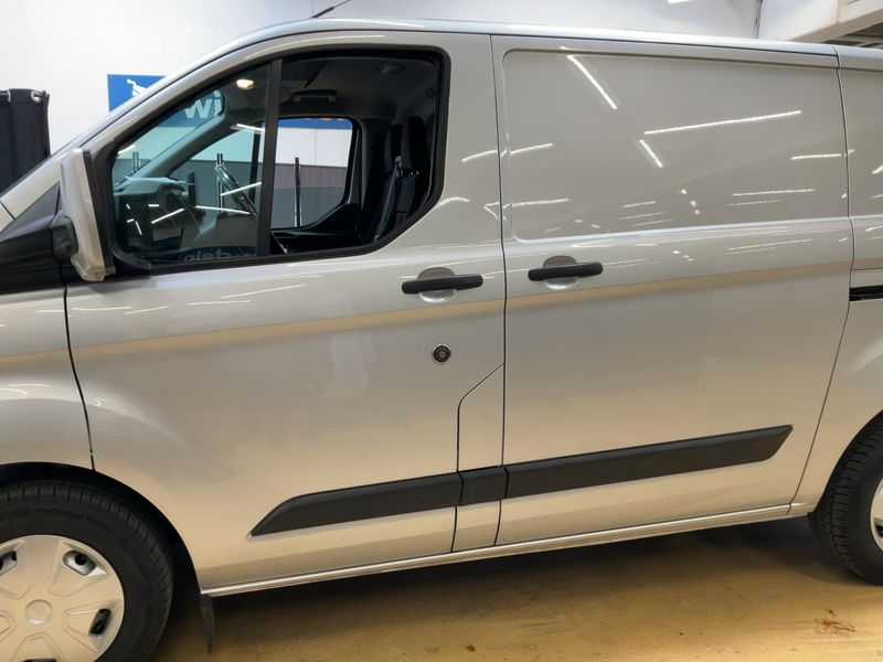 Ford Transit Custom 2.0 TDCi 300 L1 Trend 2023 – снимка 4