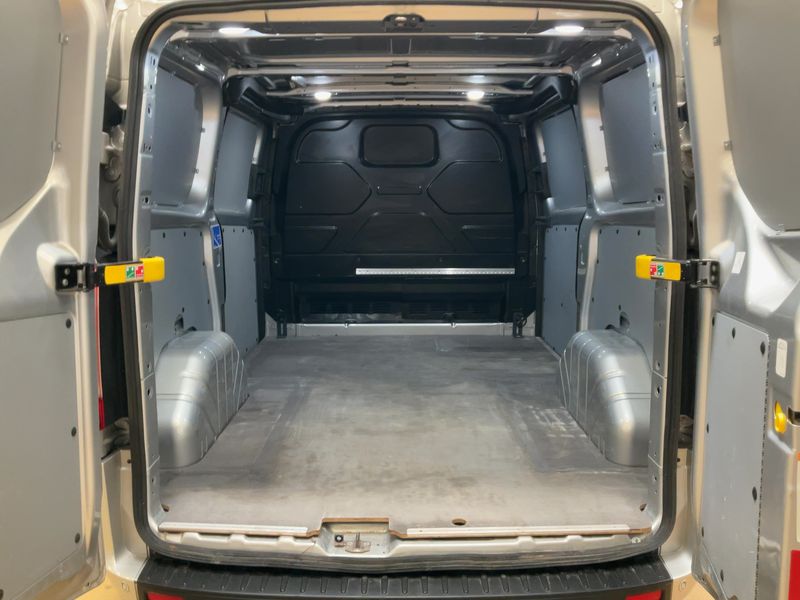 Ford Transit Custom 2.0 TDCi 300 L1 Trend 2023 – снимка 15