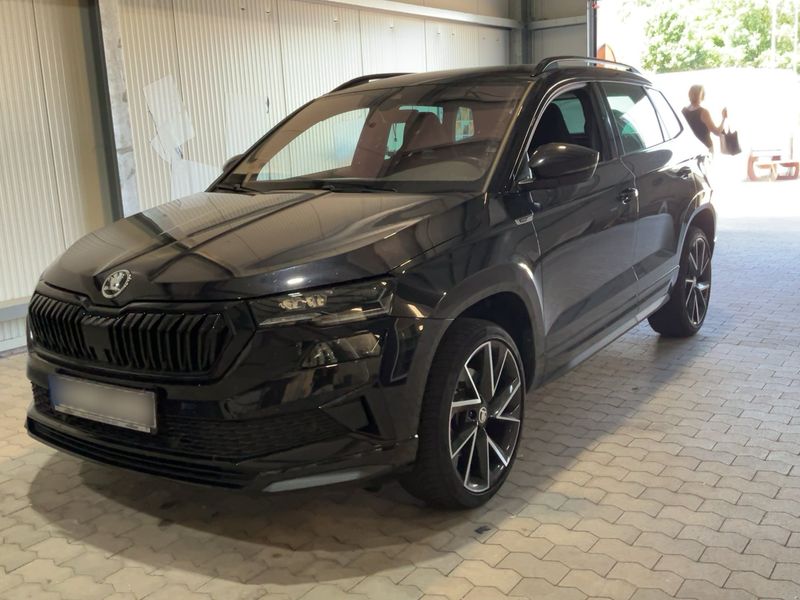 Skoda Karoq 1.5 TSI ACT SportLine 2024 – снимка 1
