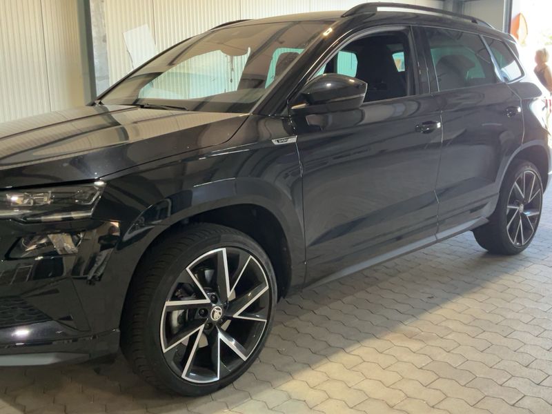 Skoda Karoq 1.5 TSI ACT SportLine 2024 – снимка 2
