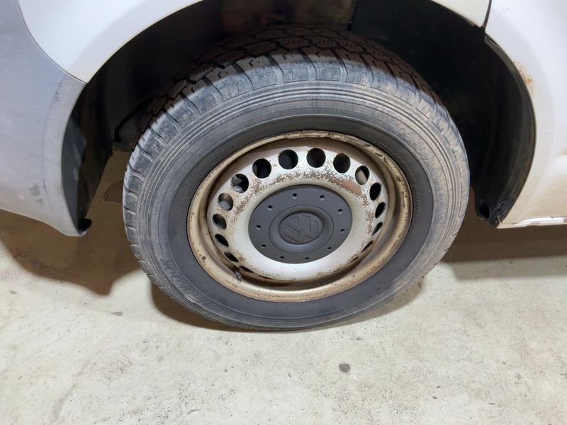 Volkswagen T5 Kombi 2.0 TDI 2012 – снимка 3