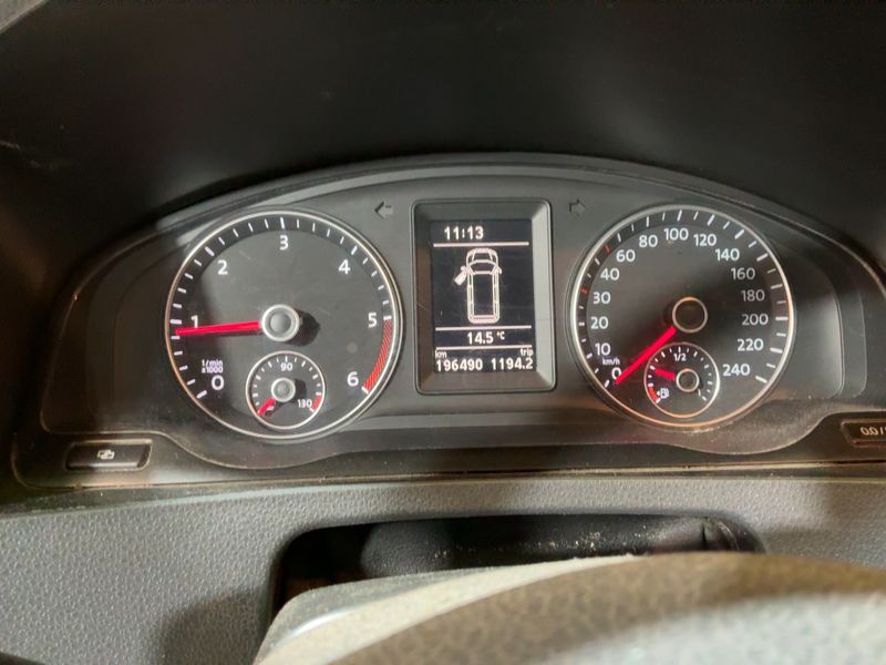 Volkswagen T5 Kombi 2.0 TDI 2012 – снимка 18