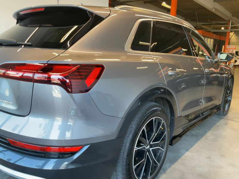Audi e-tron 55 quattro Advanced 2019 – снимка 8
