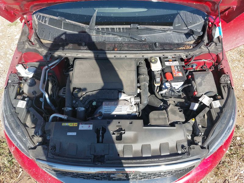 Peugeot 308 1.2 e-THP GT Line 2020 – снимка 8