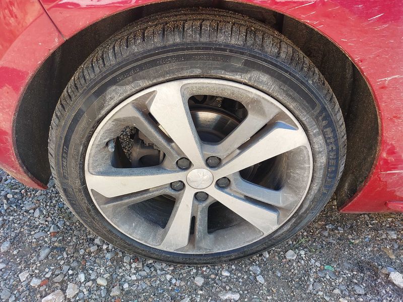 Peugeot 308 1.2 e-THP GT Line 2020 – снимка 42