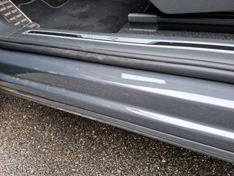 Volkswagen Tiguan 2.0 TDI R-Line 2022 – снимка 35