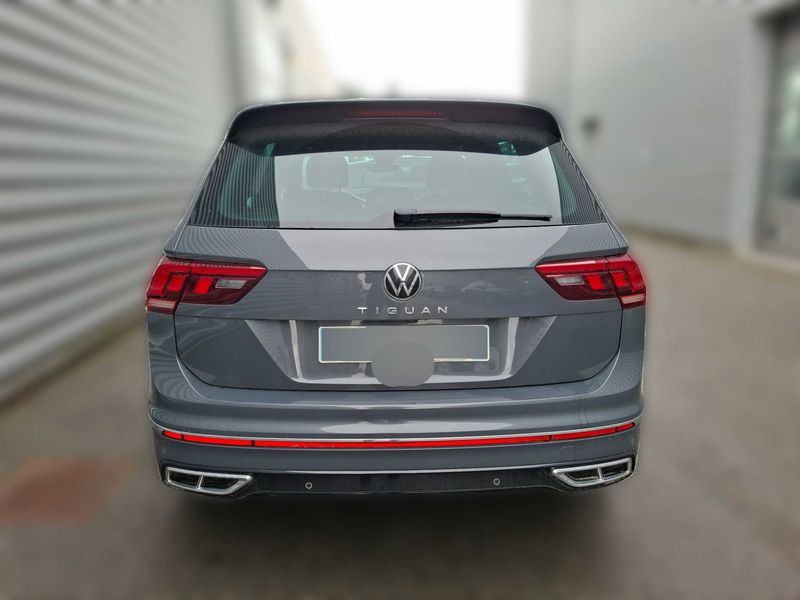 Volkswagen Tiguan 2.0 TDI R-Line 2022 – снимка 4