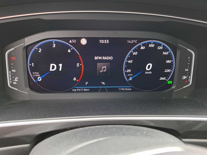 Volkswagen Tiguan 2.0 TDI R-Line 2022 – снимка 12