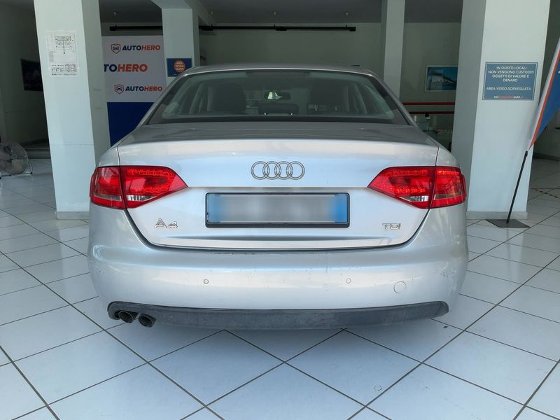 Audi A4 2.0 TDI 2011 – снимка 7