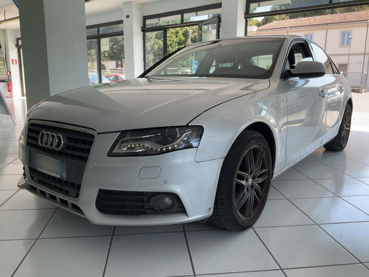 Audi A4 2.0 TDI 2011 – снимка 1