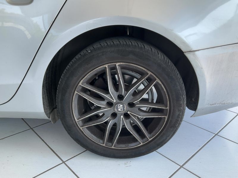 Audi A4 2.0 TDI 2011 – снимка 5