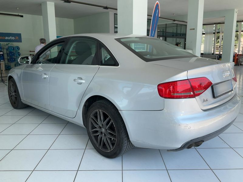 Audi A4 2.0 TDI 2011 – снимка 6