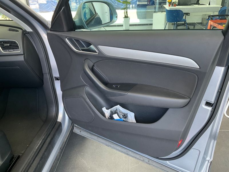 Audi Q3 2.0 TDI quattro 2015 – снимка 41