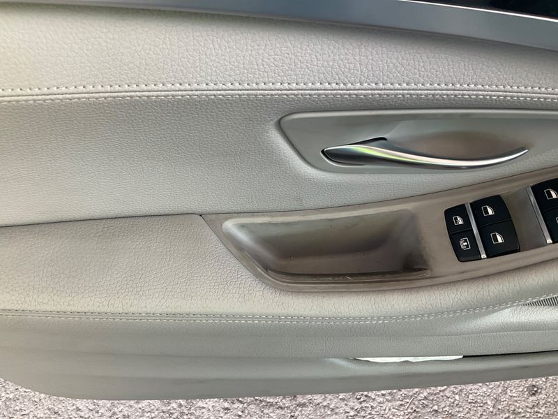 BMW 5er 520d 2012 – снимка 23