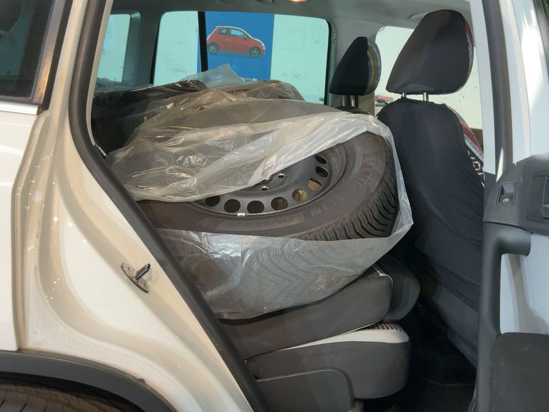 Volkswagen Tiguan 2.0 TSI Sport & Style 4Motion 2010 – снимка 20