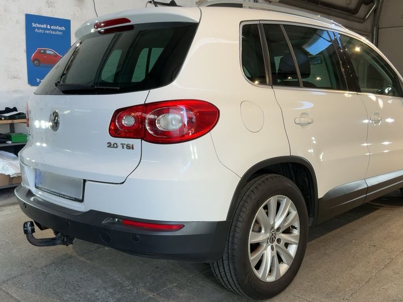 Volkswagen Tiguan 2.0 TSI Sport & Style 4Motion 2010 – снимка 8