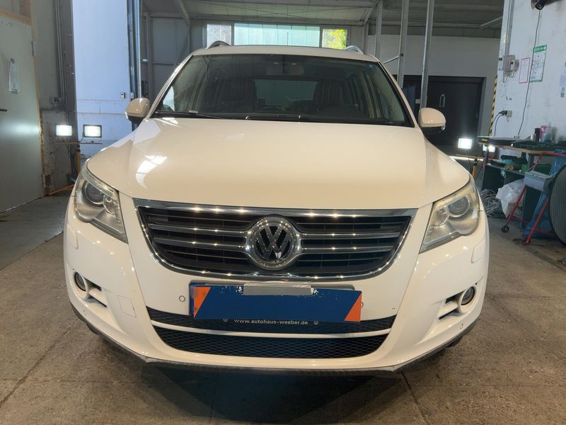 Volkswagen Tiguan 2.0 TSI Sport & Style 4Motion 2010 – снимка 14