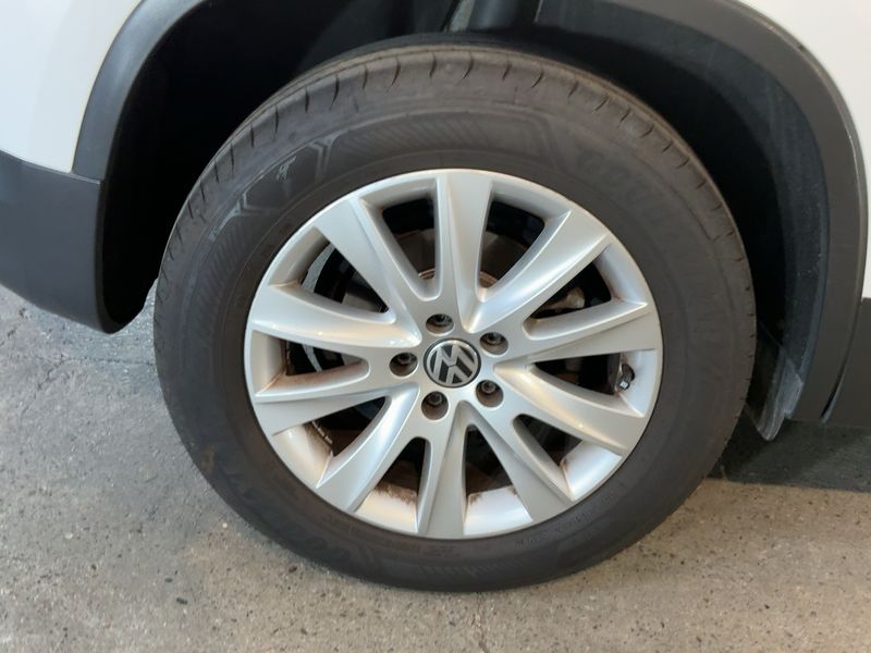 Volkswagen Tiguan 2.0 TSI Sport & Style 4Motion 2010 – снимка 9