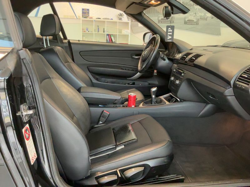 BMW 1er 118i 2011 – снимка 16