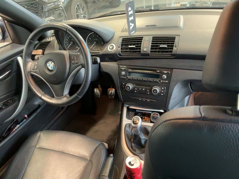BMW 1er 118i 2011 – снимка 17