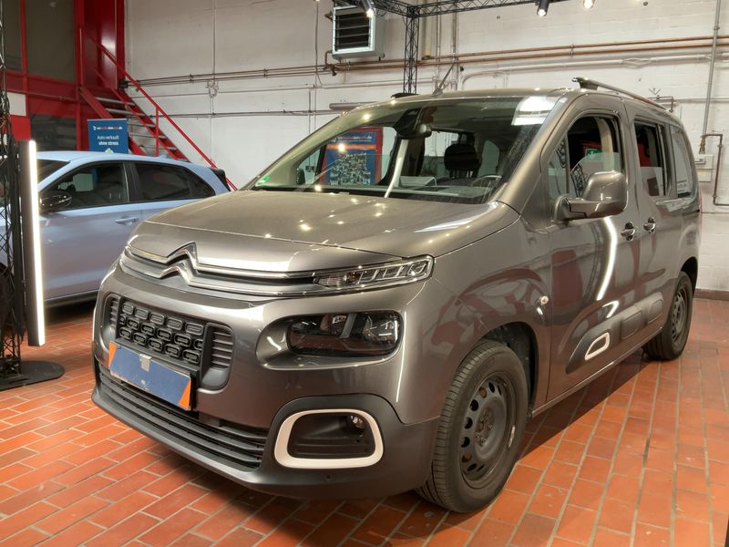 Citroen Berlingo 1.5 Blue-HDi Shine M 2021 – снимка 1