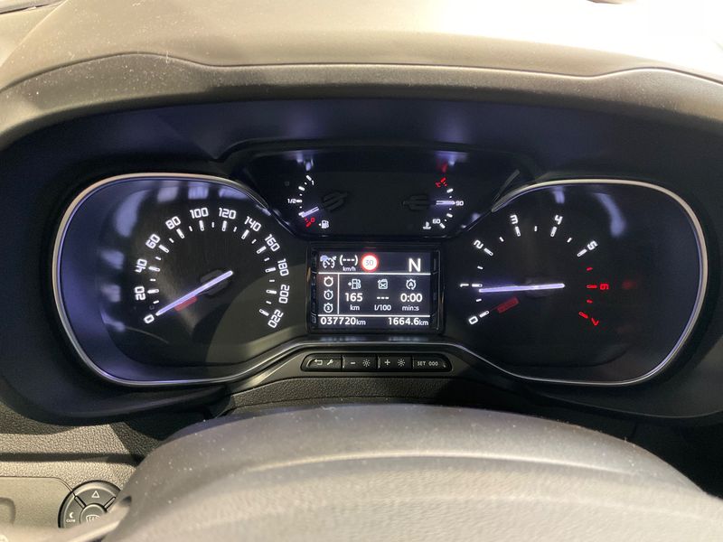 Citroen Berlingo 1.5 Blue-HDi Shine M 2021 – снимка 19