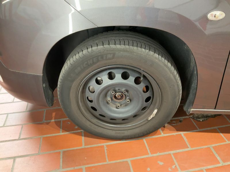 Citroen Berlingo 1.5 Blue-HDi Shine M 2021 – снимка 3