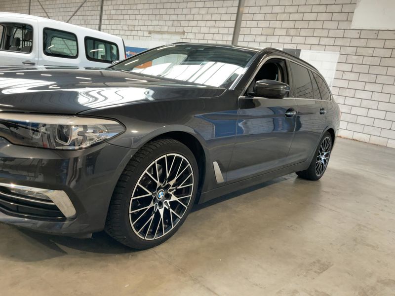 BMW 5er 520d Luxury Line 2018 – снимка 2