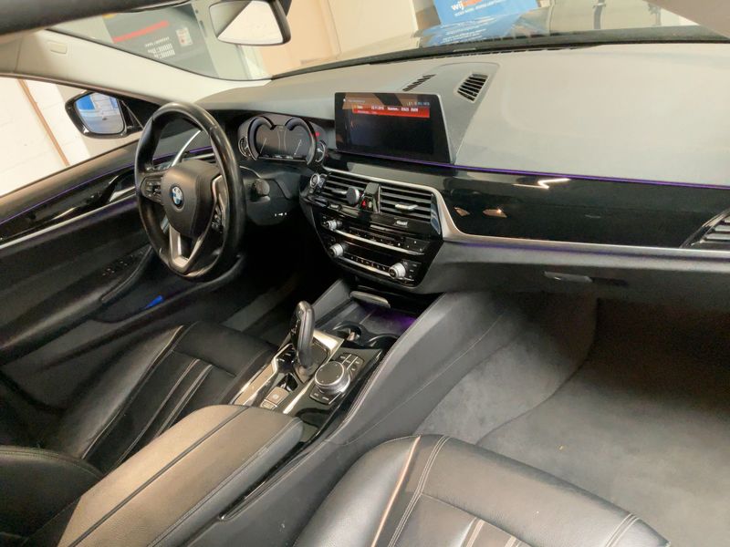 BMW 5er 520d Luxury Line 2018 – снимка 17