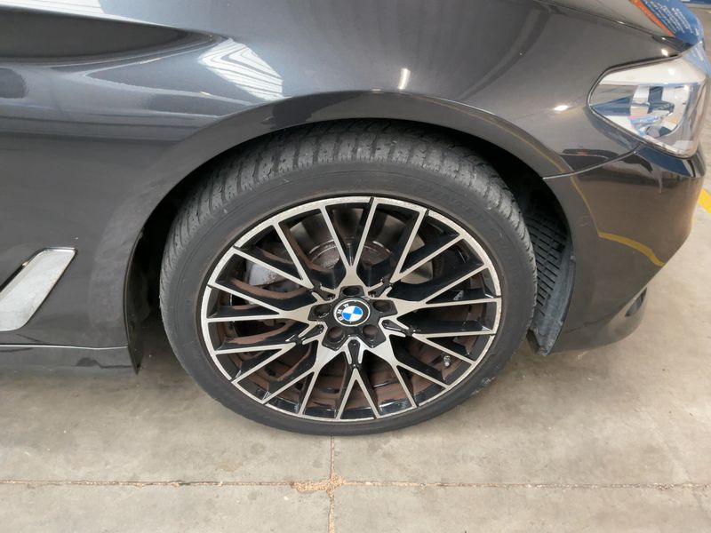 BMW 5er 520d Luxury Line 2018 – снимка 11