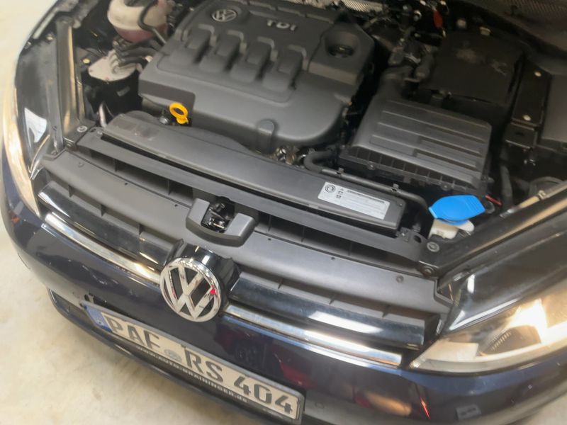 Volkswagen Golf VII 1.6 TDI Comfortline BlueMotion Tech 2016 – снимка 29