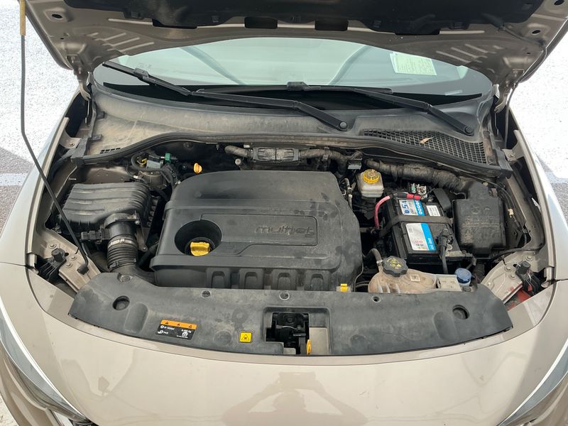 Fiat Tipo 1.3 M-Jet Business hatchback 2017 – снимка на щета