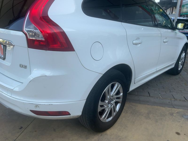 Volvo XC60 2.0 D3 Kinetic 2WD 2017 – снимка 8