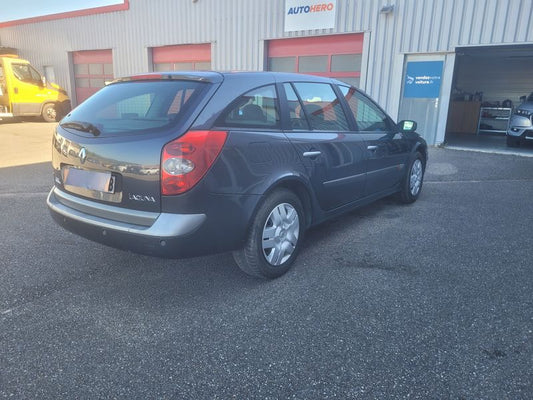Renault Laguna 1.9 dCi Etoile 2004 – снимка 2