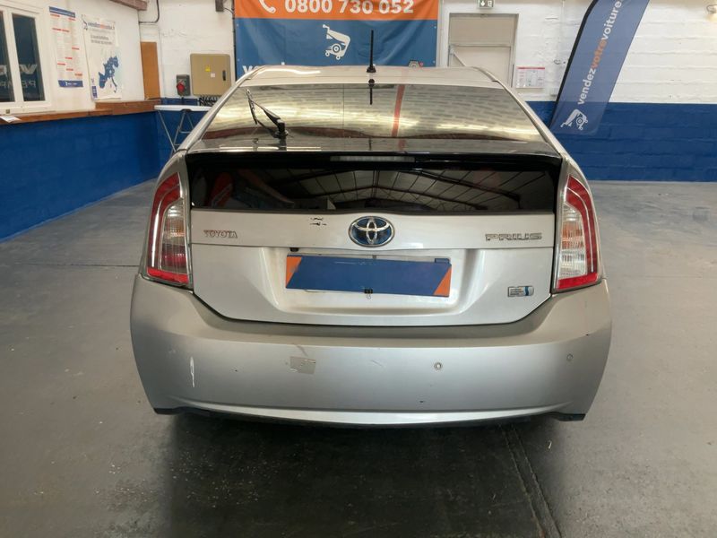 Toyota Prius 1.8 Executive 2014 – снимка 7