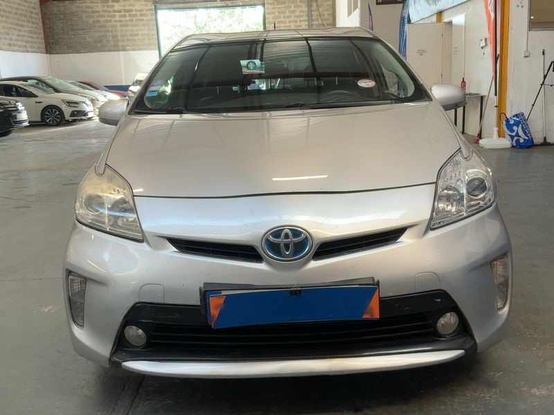 Toyota Prius 1.8 Executive 2014 – снимка 14