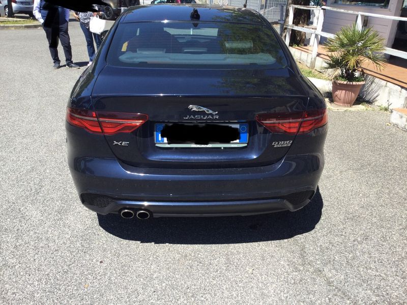 Jaguar XE 20d R-Dynamic S AWD 2019 – снимка 7